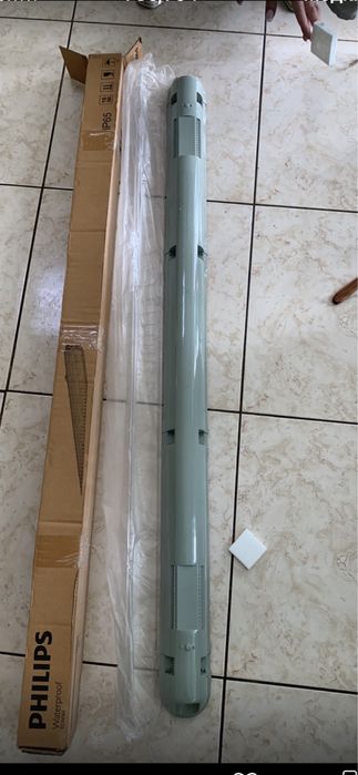 Світильник Philips Waterproof пиловологозахищений промисловий