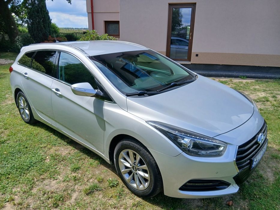 Hyundai i40 1.7 CRDI 141 PS  led Czujniki