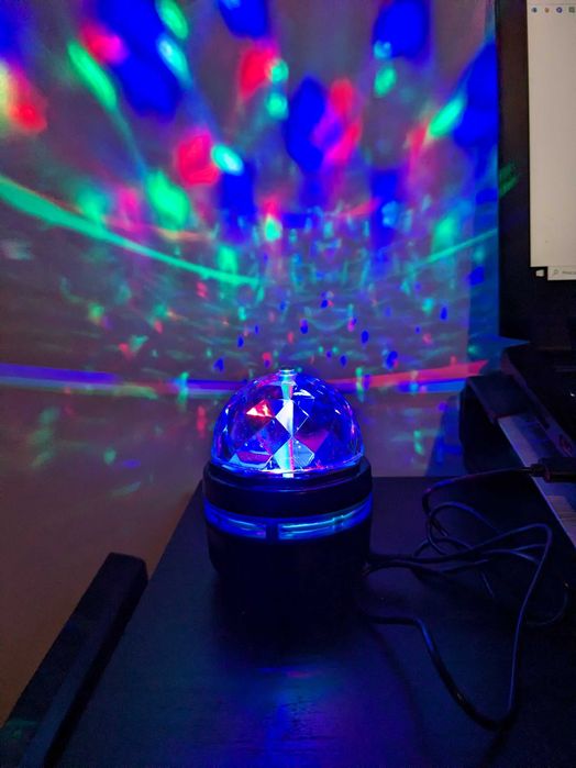 Candeeiro/Bola Holográfica (Led Magic Ball)