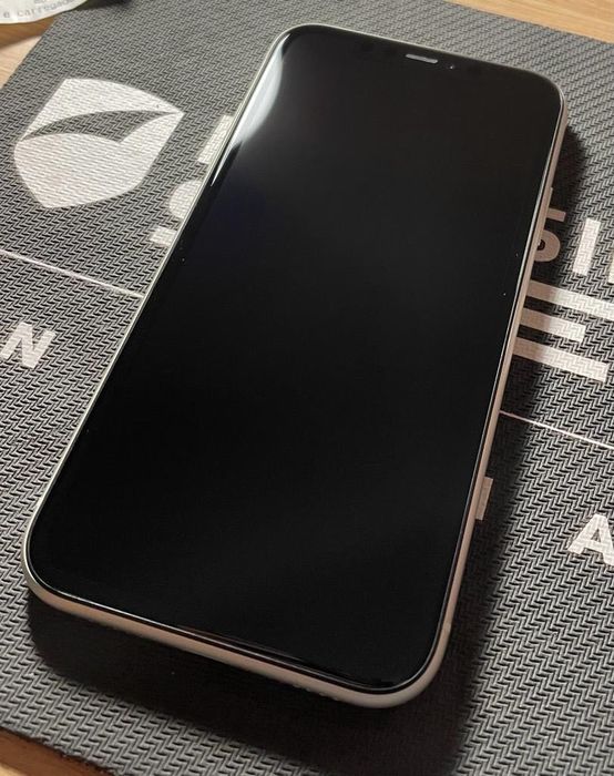 iphone 11 com capacidade máxima de bateria 90%