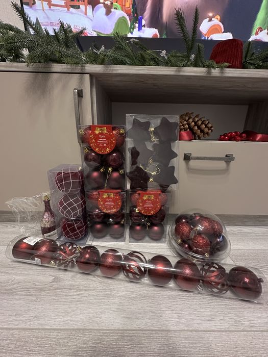 Новорічні іграшки для ялинки (новогодние игрушки)