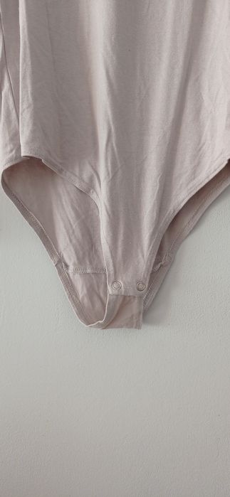 Beżowe body nude M