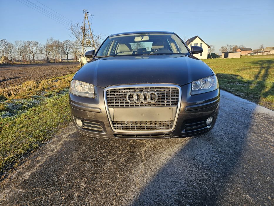 Audi a3 8p 2.0 tdi 140km 8v klima navi alu kubełki