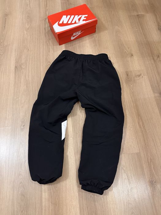Продам оригінальні штани Nike Big swoosh