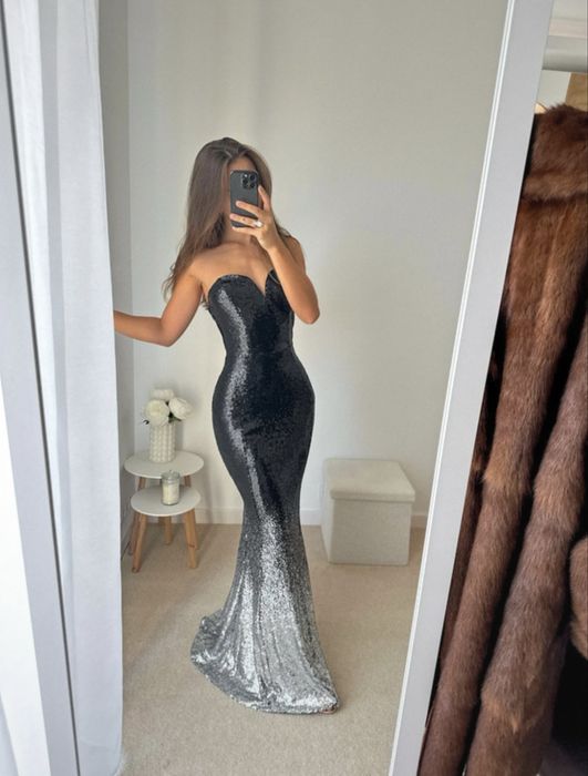 Zjawiskowa czarna sukienka maxi cekiny gorset rybka 40 L