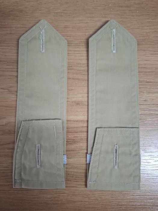 Pagony wojskowe khaki WP do koszuli starszy szeregowy.