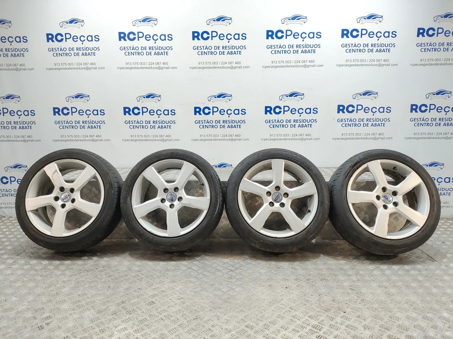 - Conjunto de jantes 17 originais Volvo S40 Mk2 Facelift R-design 7J