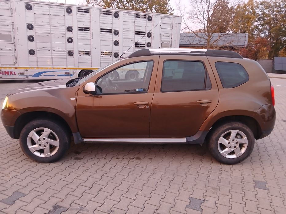 Dacia Duster 1.6   B+G