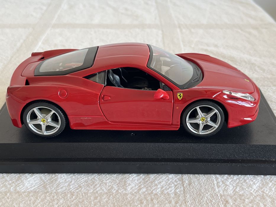 Ferrari 458 Italia (2010) modelo