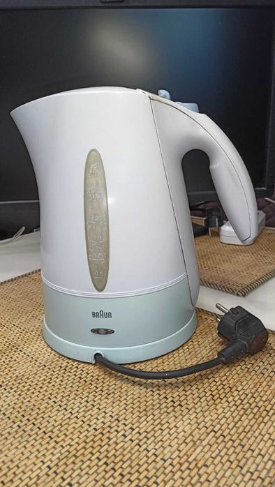 Электрочайник BRAUN 3217/S10