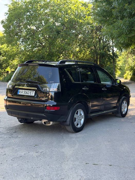 Mitsubishi Outlander Xl 2010 автомат