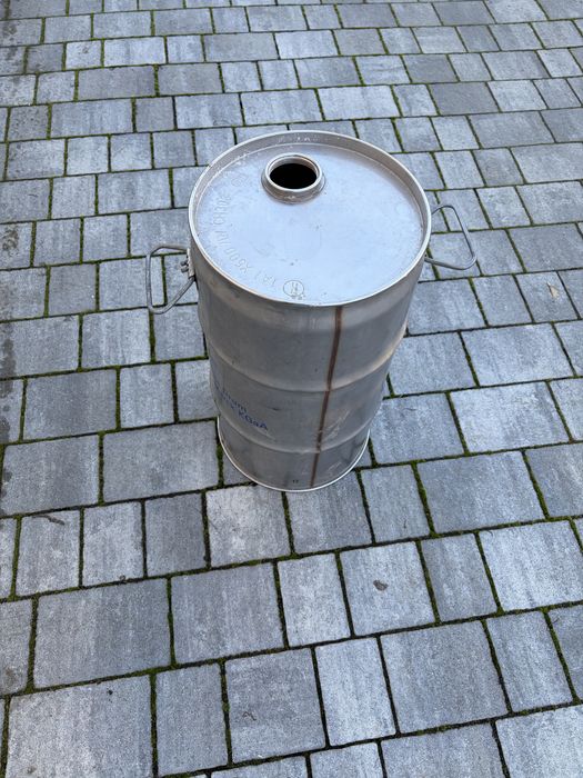 Beczka 30litròw nierdzewna z korkiem
