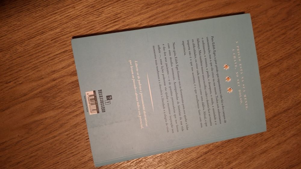 Livro " O que aprendi em Auschwitz"