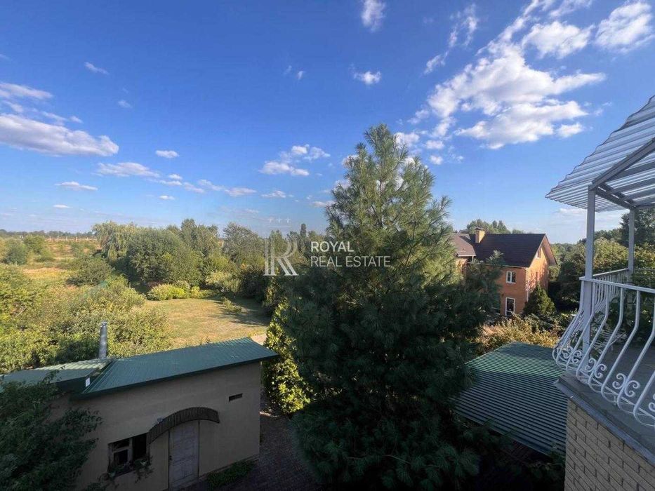 Продаж будинку 1 120 $ за м²  з басейном Хотянівка, газ, підвал, Вишгородський р-н