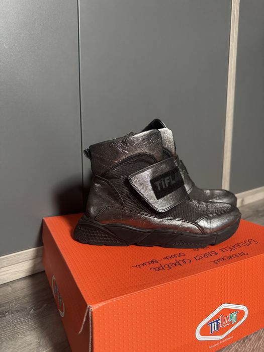 Шкіряні ботинки