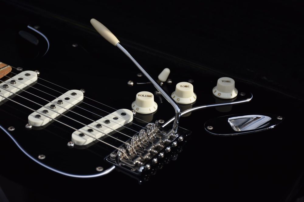 Twoja gitara może grać lepiej! Serwis, regulacja, doradztwo i inne!