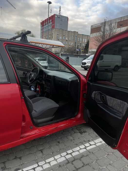 SEAT Cordoba 1.6 (1994)ОПИС