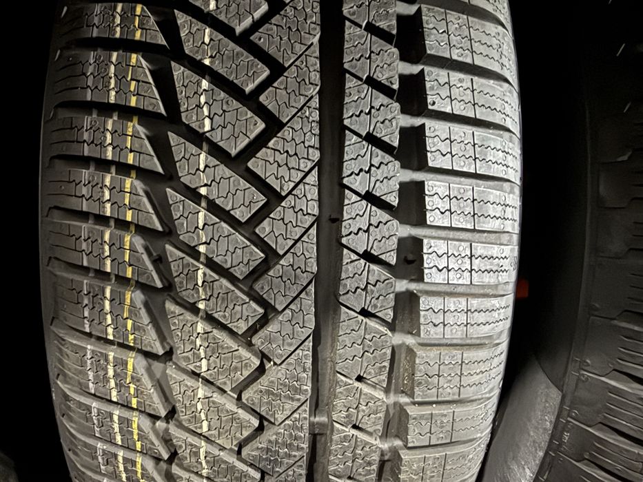 235/55 r17 Continental 4 шт.