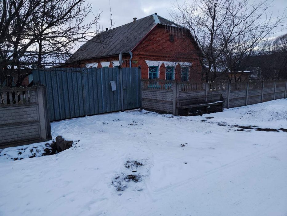 Продам будинок. 80 км від Києва. Село Термахівка