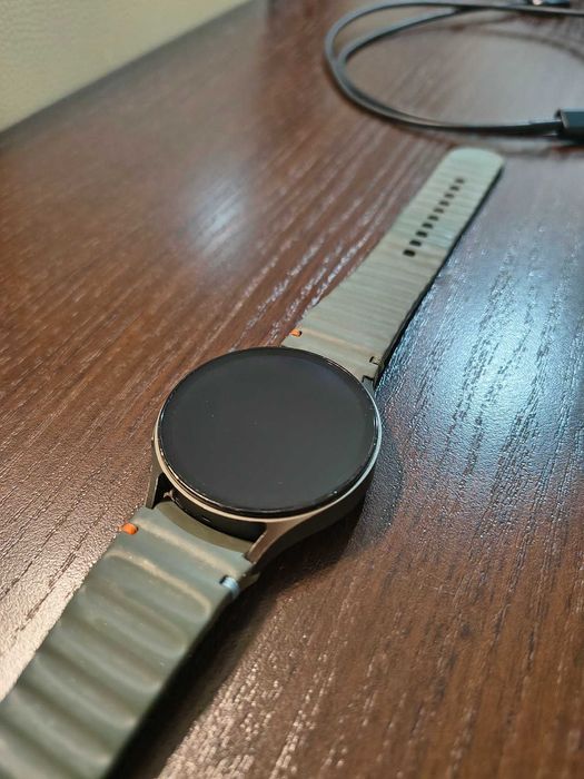 SAMSUNG Galaxy Watch 7 - 44mm - Green