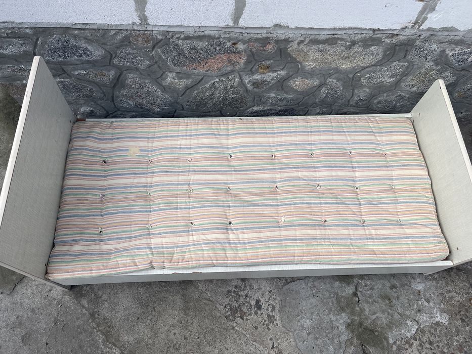 Детские кроватка практически новая и прочее