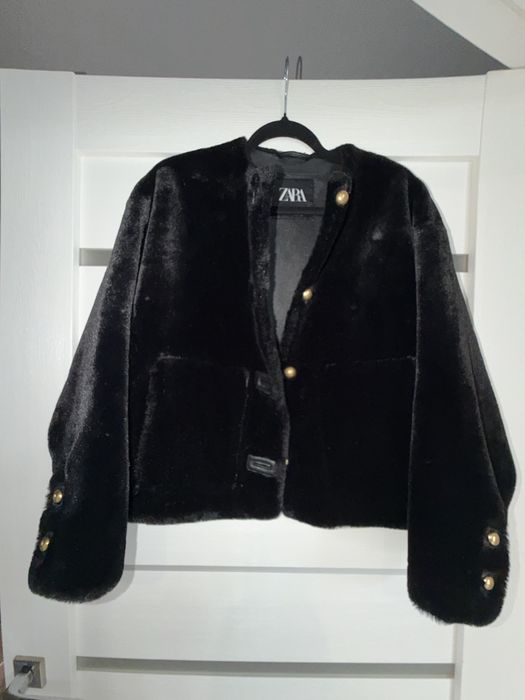 Дублянка Zara з хутром