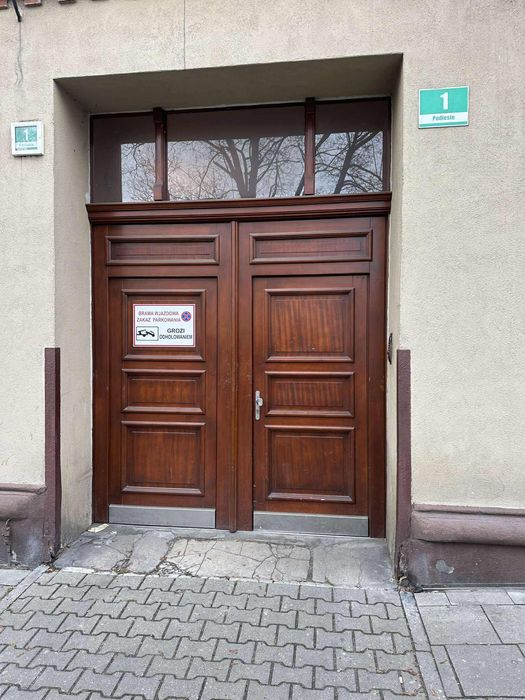 Garaż murowany w dziedzińcu Centrum Gliwic KW Pełna własność