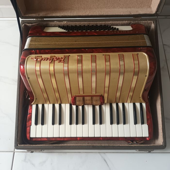 Akordeon Hohner Concerto II  72basy