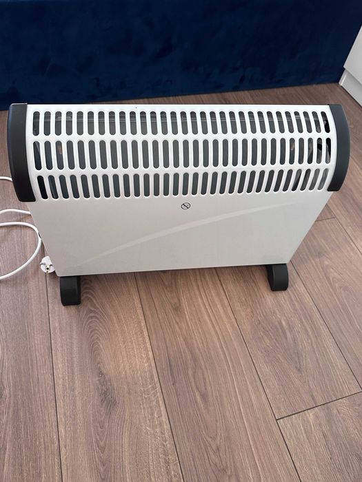 Grzejnik konwektorowy AURONIC 2000 W biały