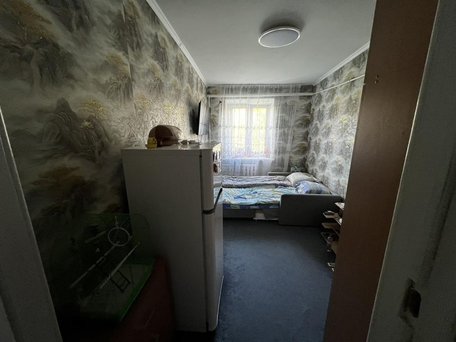 1 кімната Вишгородська 50Б