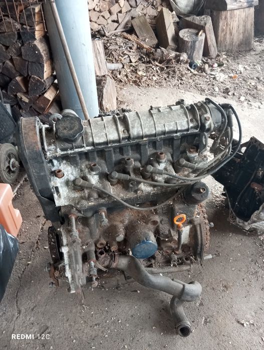 Motor Volvo 440  1.7