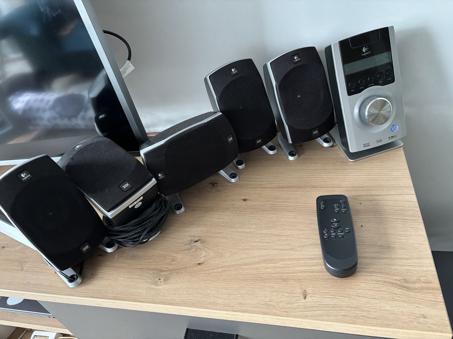 Logitech Z5500 + karta dzwiekowa creative labs SB X-Fi surround 5.1Pro
