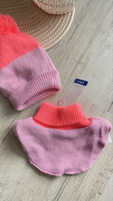 Zestaw czapka komin na zime nowe z metka