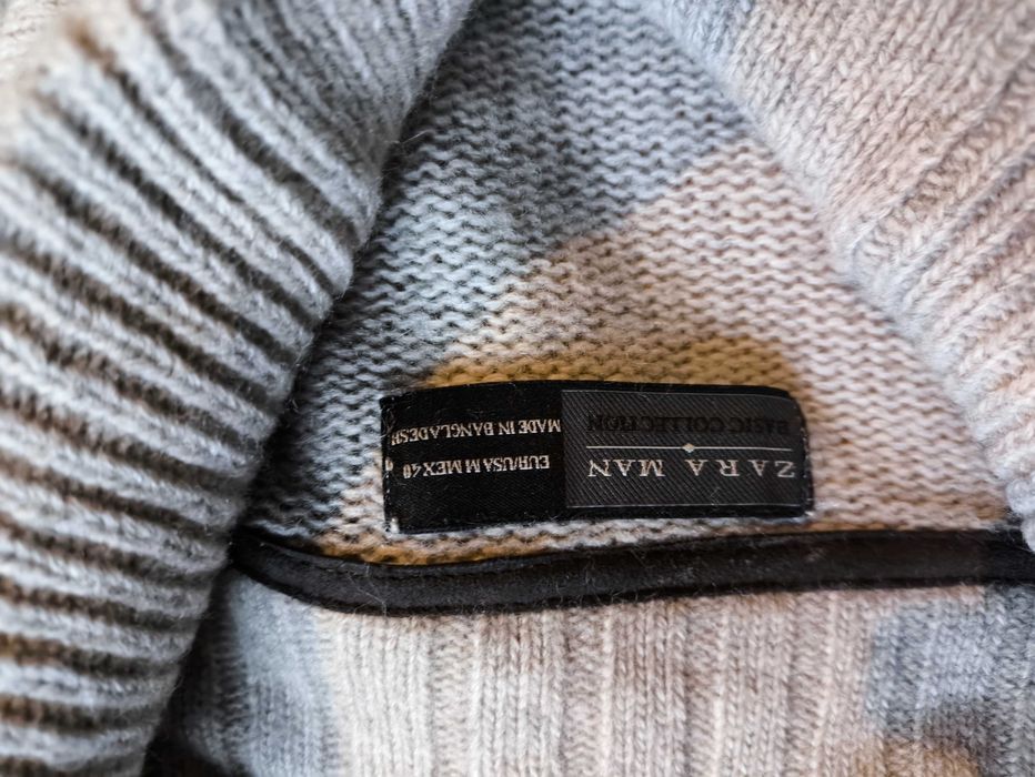 Ciepły wełniany sweter Zara beżowy męski Rozmiar M wełna 77%