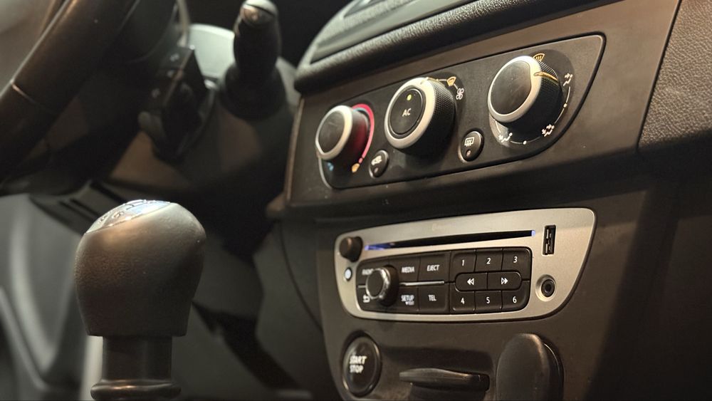2014 - Megane 1.5DCi (DIESEL), Nacional