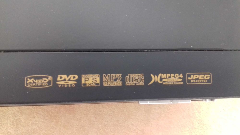 Odtwarzacz DVD Manta Emperor Basic 4, do sprzedania