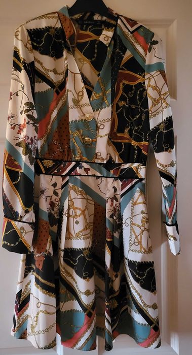 Elegancka sukienka ZARA rozmiar XS.