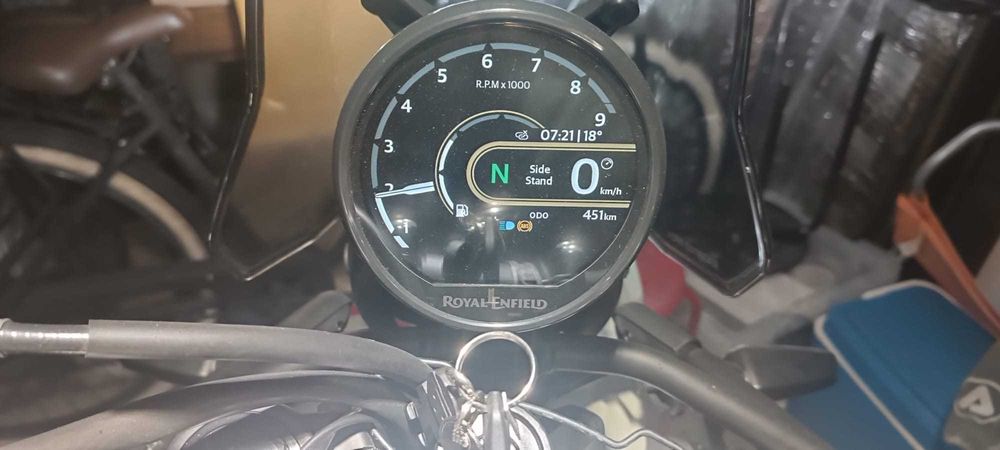 Royal Enfield  HIMALAYAN 450 Tubeless - 450 Kms