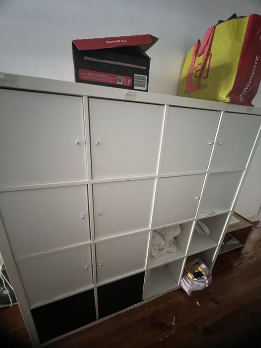 Armario com nichos