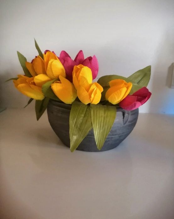 Taça de barro preto