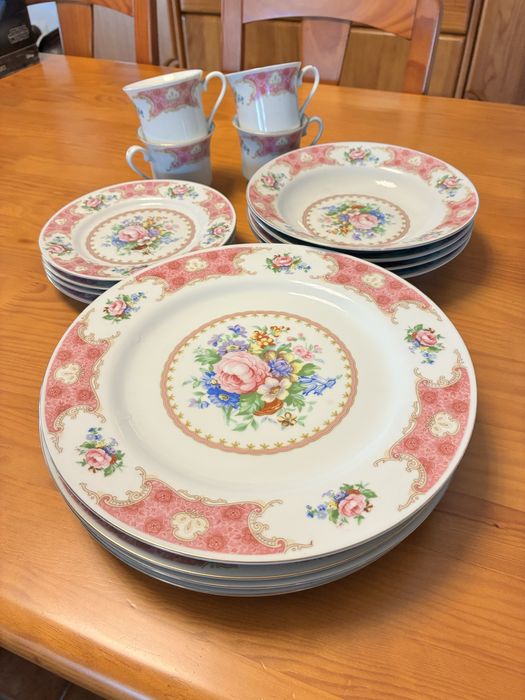 Serviço de Jantar 16 peças