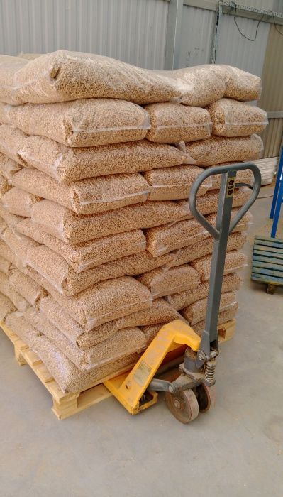 Pellet workowany po 15kg 1t 6mm pelet