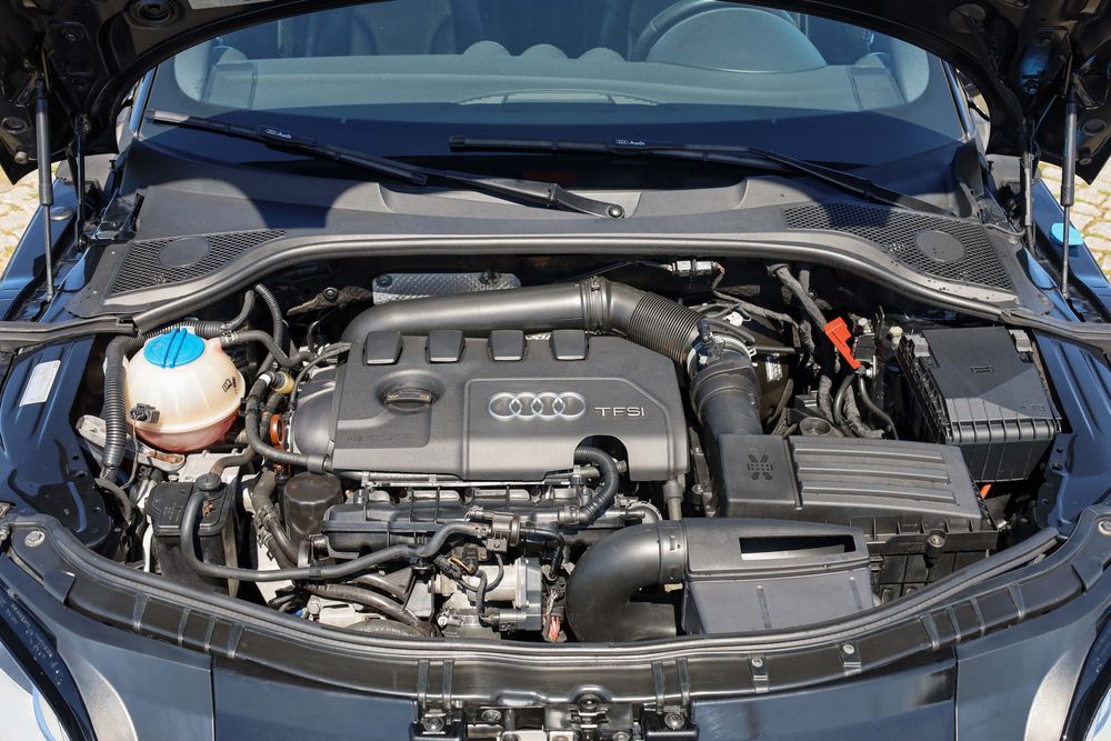 Audi TT Coupe 1.8 TFSI - Desde 180€ /mês