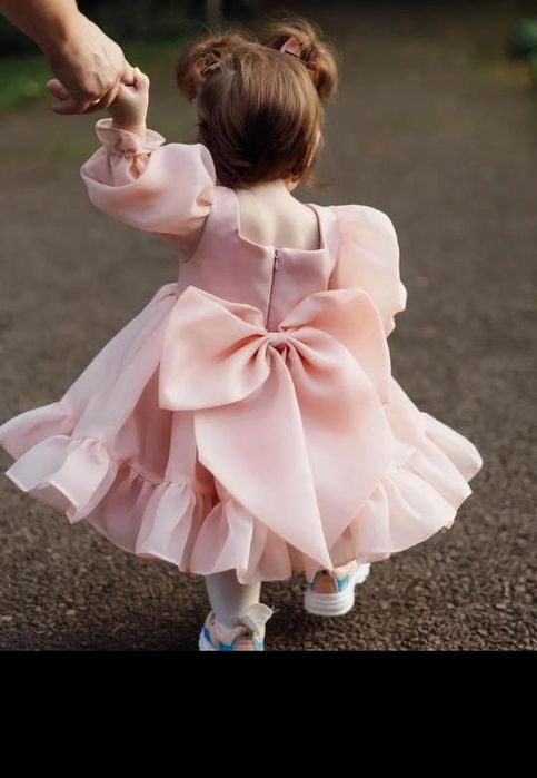 Сукня на рік, дитяча сукня