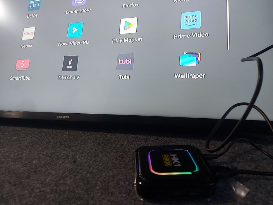 Hk1  RBOX  .idealne jako  smart