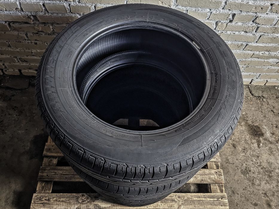 Шини 235/60r18 Bridgestone | 7.5mm | 2022 | Spain | Преміум | Ідеальні