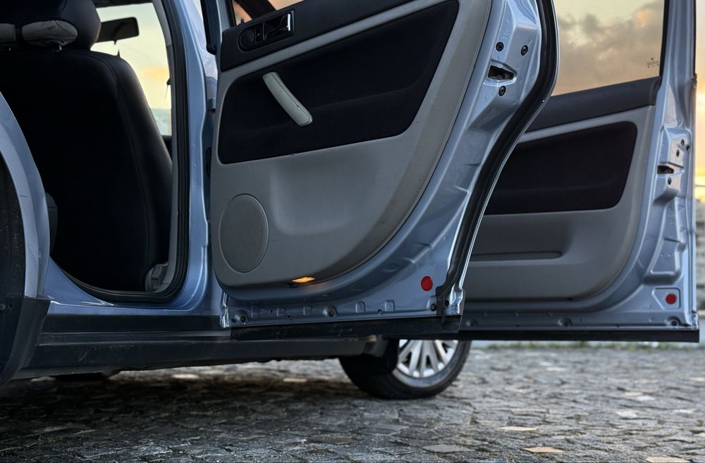 Volkswagen Passat B5 1.8 бензин