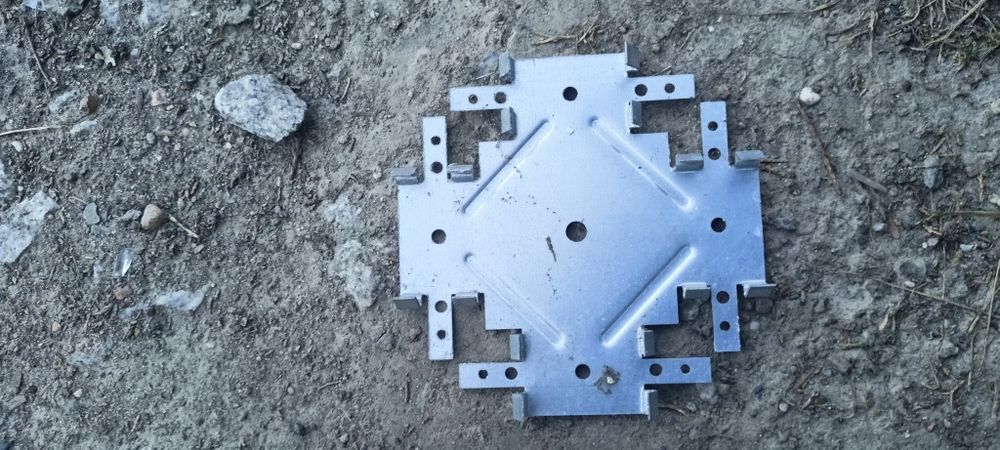 Sprzedam 46 sztuk łączników liniowych do profili firmy Richter.