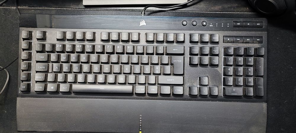 HP pavilion gaming desktop com periféricos