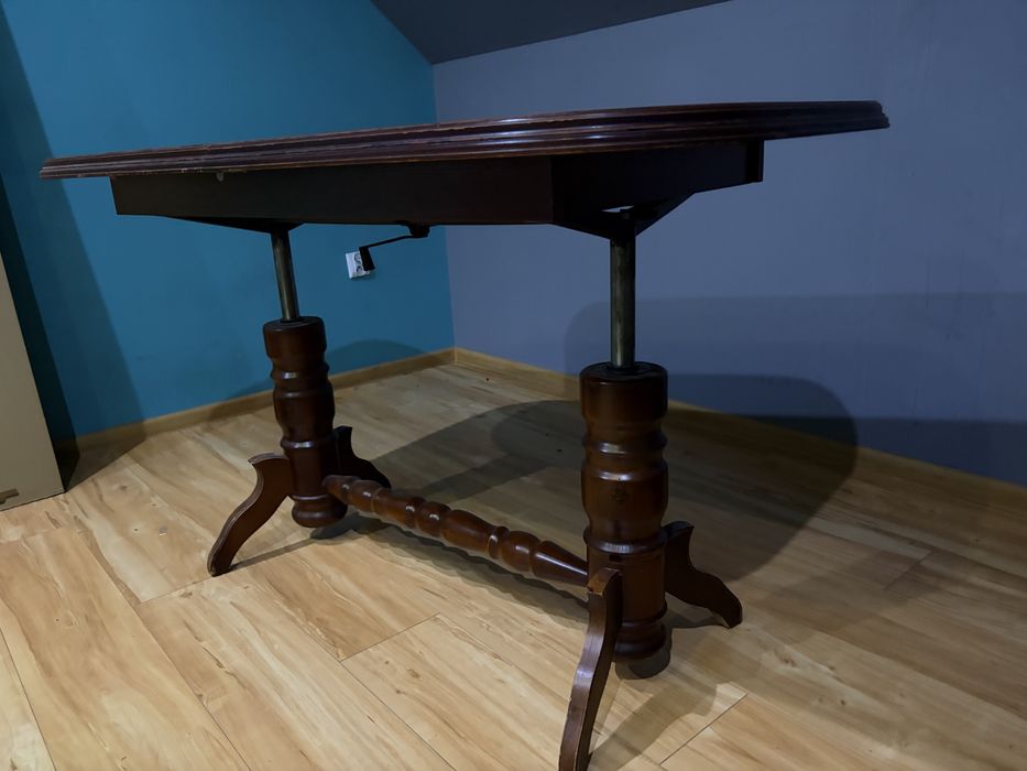 Oddam stół rozkladany